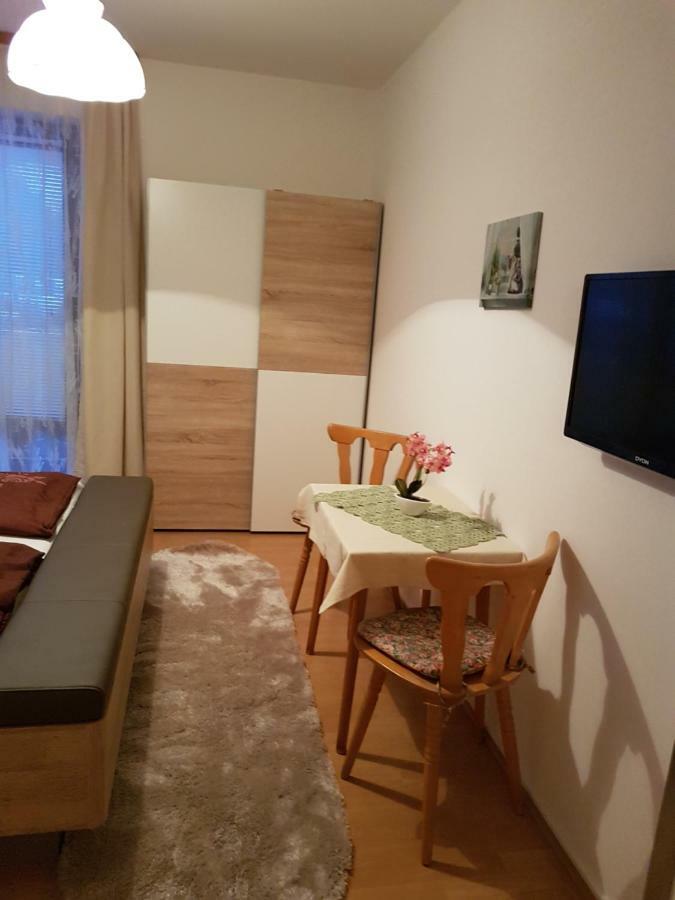 מלון מלטה Gastehaus Truskaller מראה חיצוני תמונה